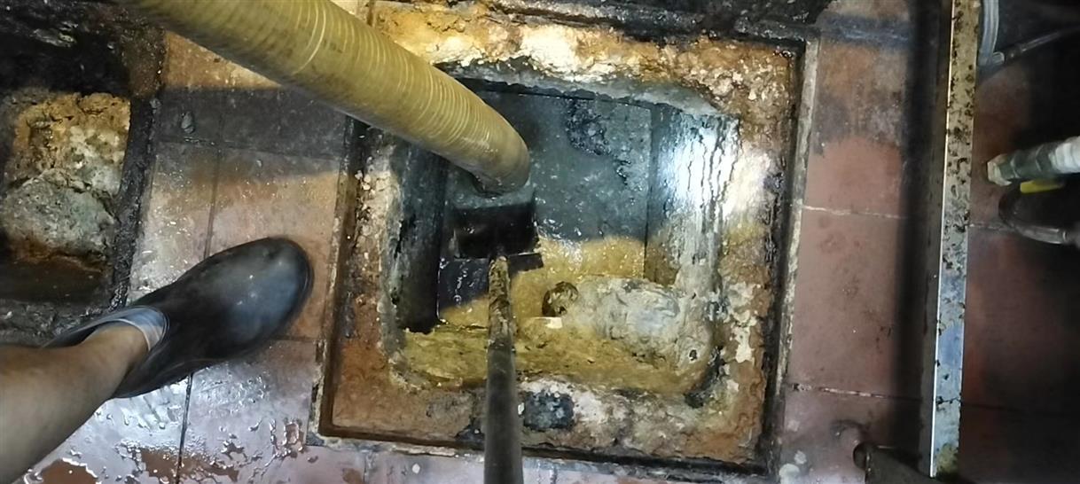 新津化油池清理-污水池清掏